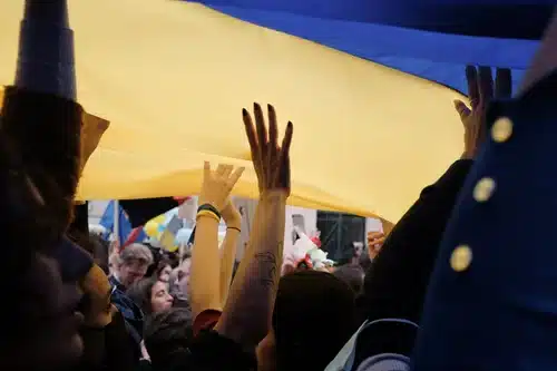 Episode 101 – HOPE for Ukraine with Peter Greer