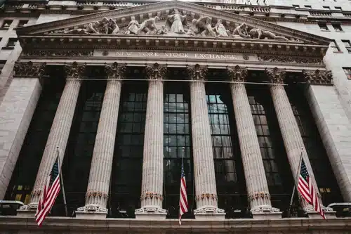 Episode 082 – Faith in Public Markets with Obie Mckenzie